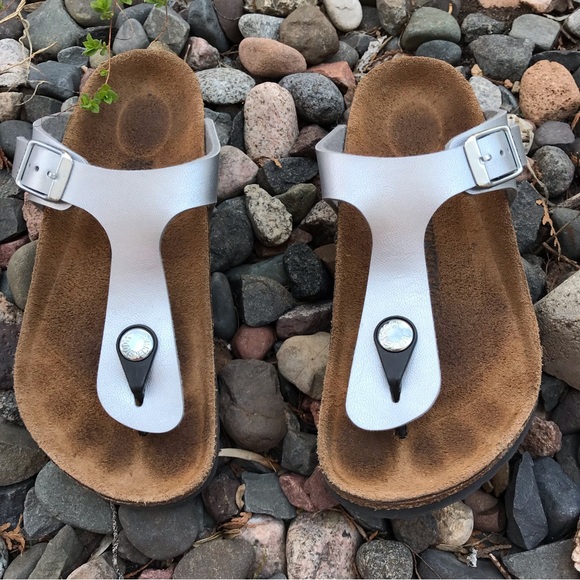 💙Birkenstock Gizeh Silver Thong Sandal - Picture 12 of 13